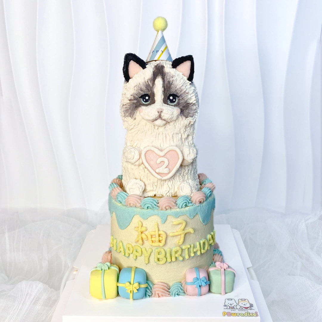 Full-Body Sculpted Cat 4-inch Cake