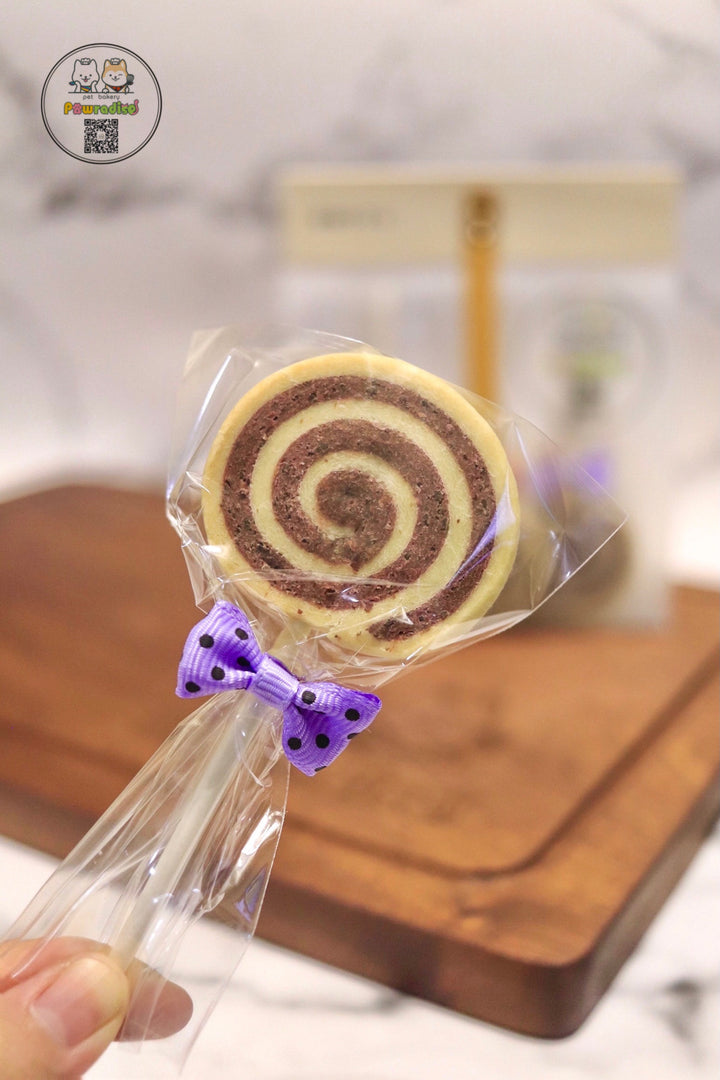 Lollipop biscuit